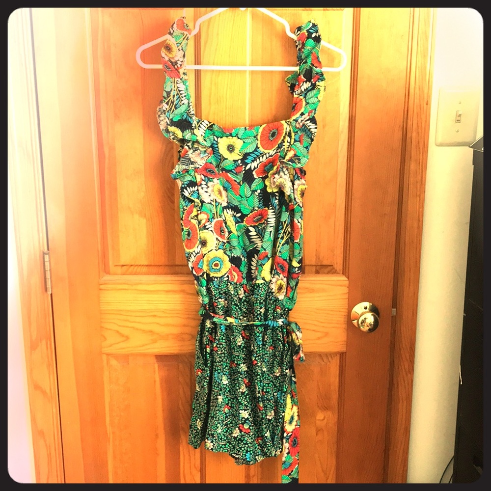 Loft romper size medium